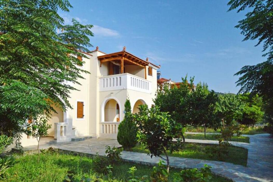Steni Vala Alonissos Albatros Villas מראה חיצוני תמונה